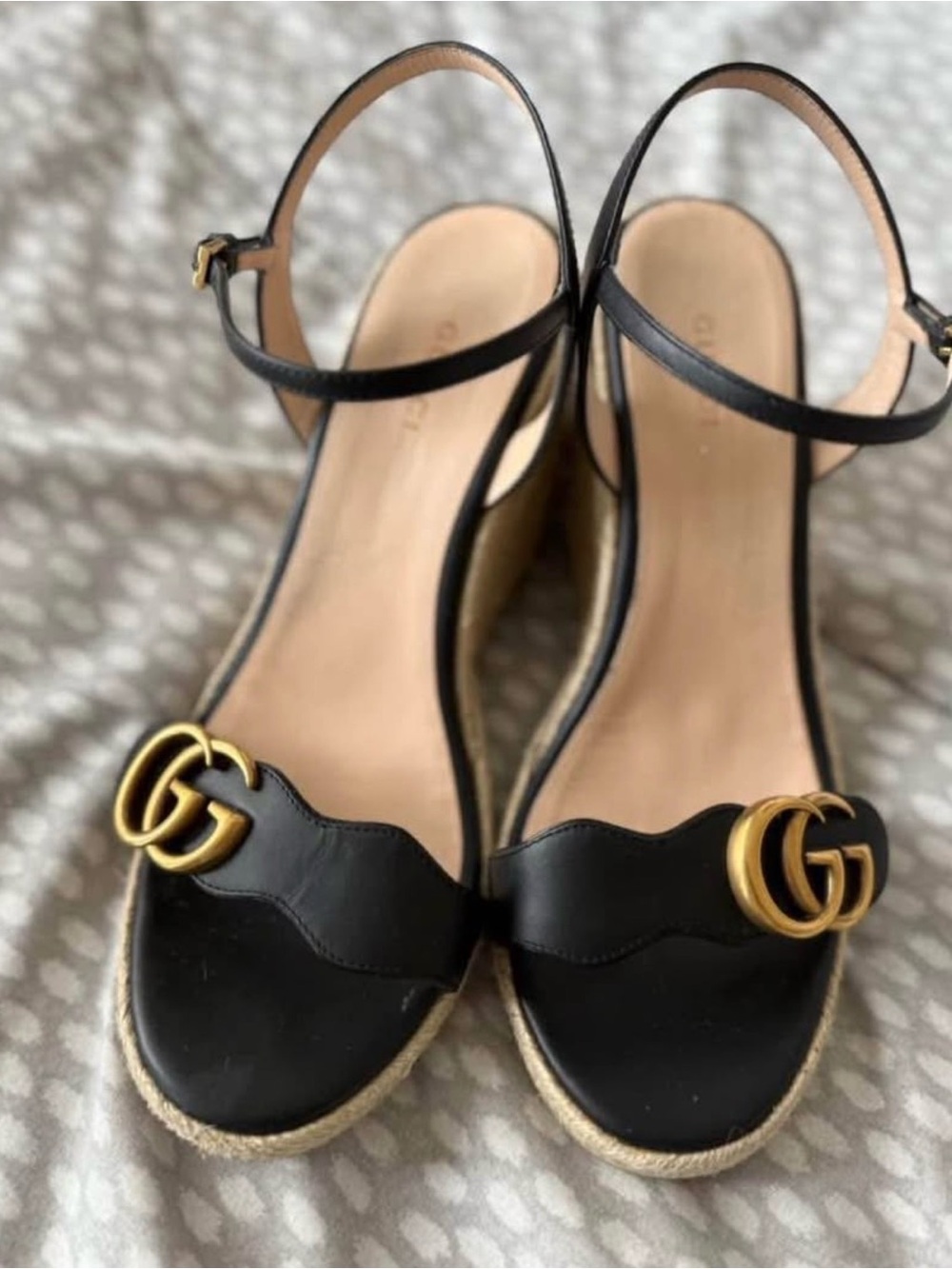 Gucci Black Leather Wedge Sandals with Gold Double G